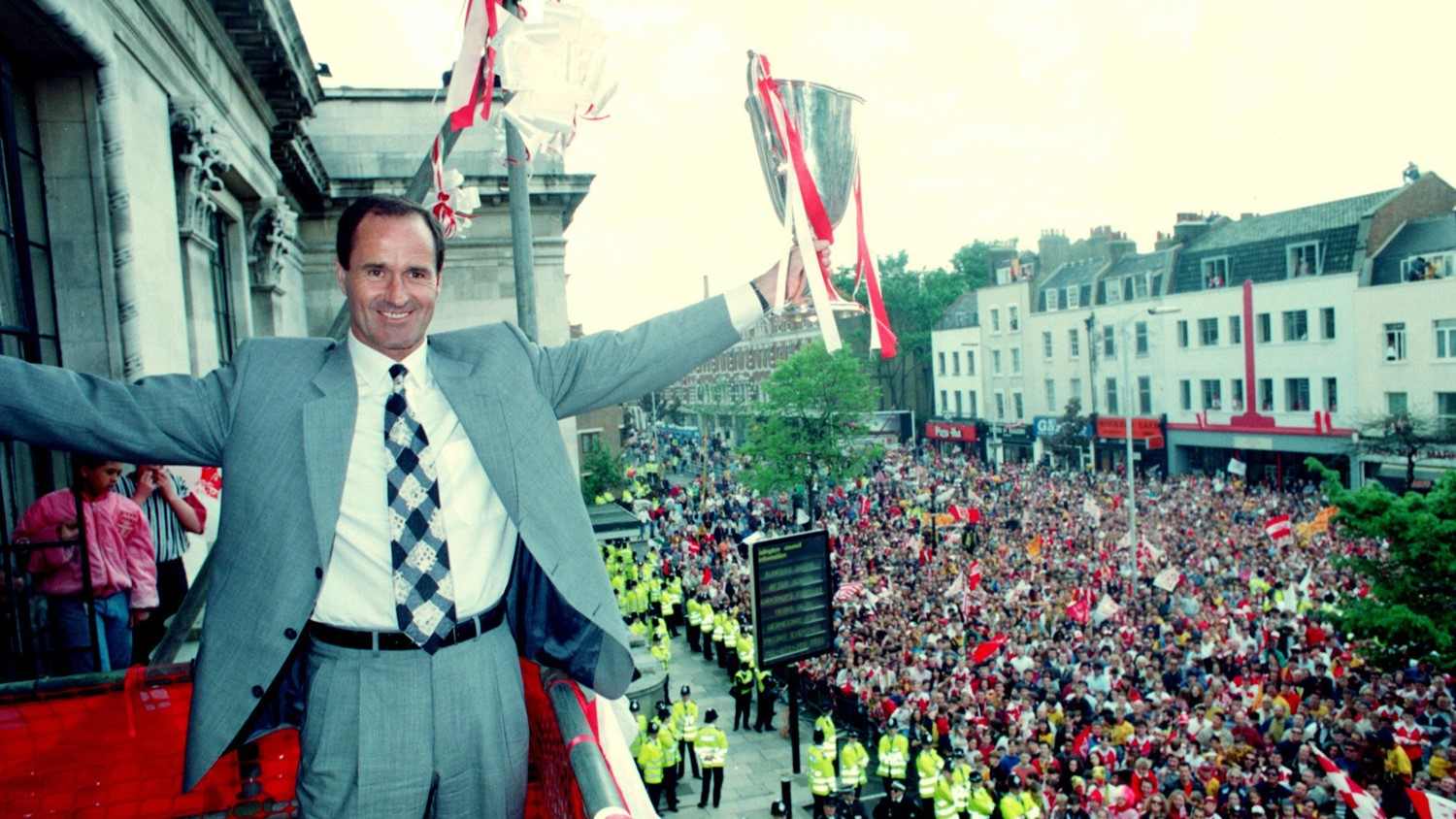 George Graham celebrates Arsenal's European Cup win